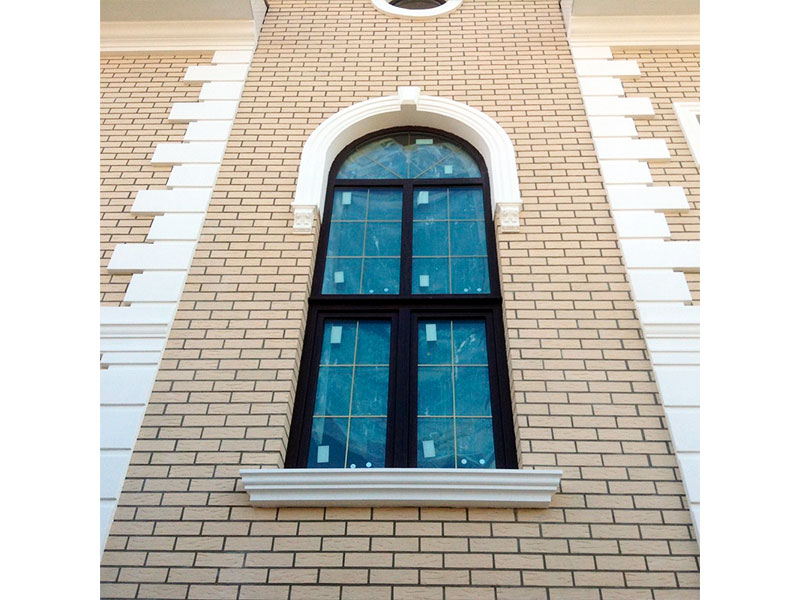 Обрамление окон фасадным декором готовые решения в Краснодаре